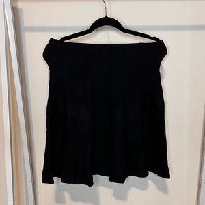 2X black skater skirt
